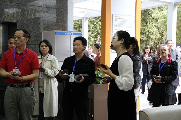 再獲點(diǎn)贊! 成都市委辦公廳、市政府辦公廳和市人社局相關(guān)領(lǐng)導(dǎo)一行參訪由瑞方人力打造的全市首個(gè)就業(yè)小站 第3張