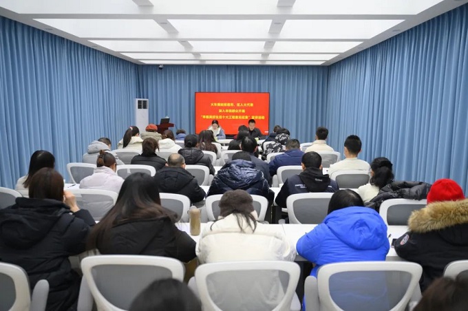 深入社區，傾聽民聲 成都市人大代表龔曉鷗開展“幸福美好生活十大工程”宣講 第1張