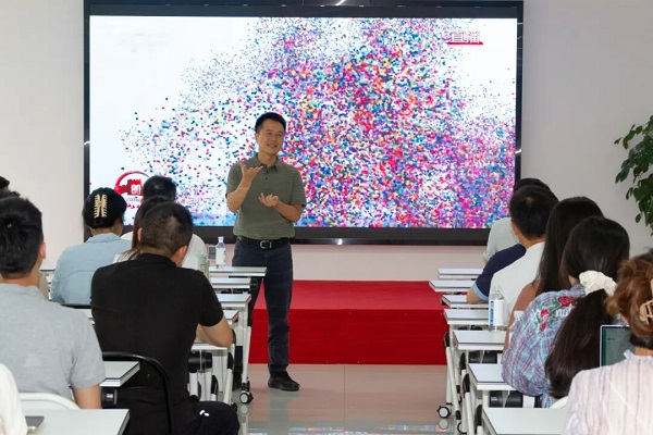 銘記歷史，砥礪前行——瑞方人力組織觀看九三閱兵儀式 第3張