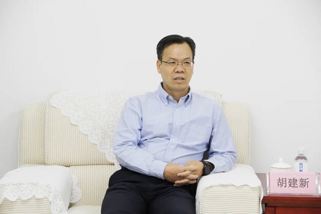 湖南省委統戰部副部長、省工商聯黨組書記胡建新一行蒞臨瑞方人力考察指導 第2張