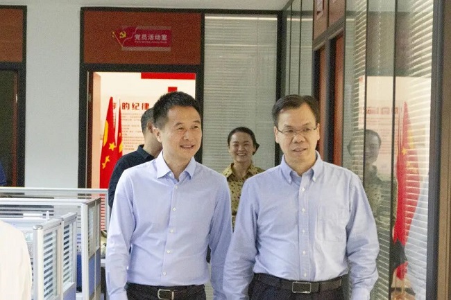 湖南省委統戰部副部長、省工商聯黨組書記胡建新一行蒞臨瑞方人力考察指導 第1張
